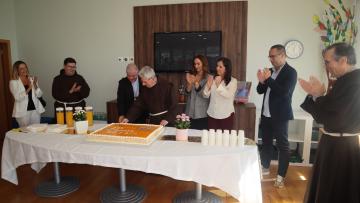 O Poverello celebra 15 anos com pedido de maior envolvimento da cidade