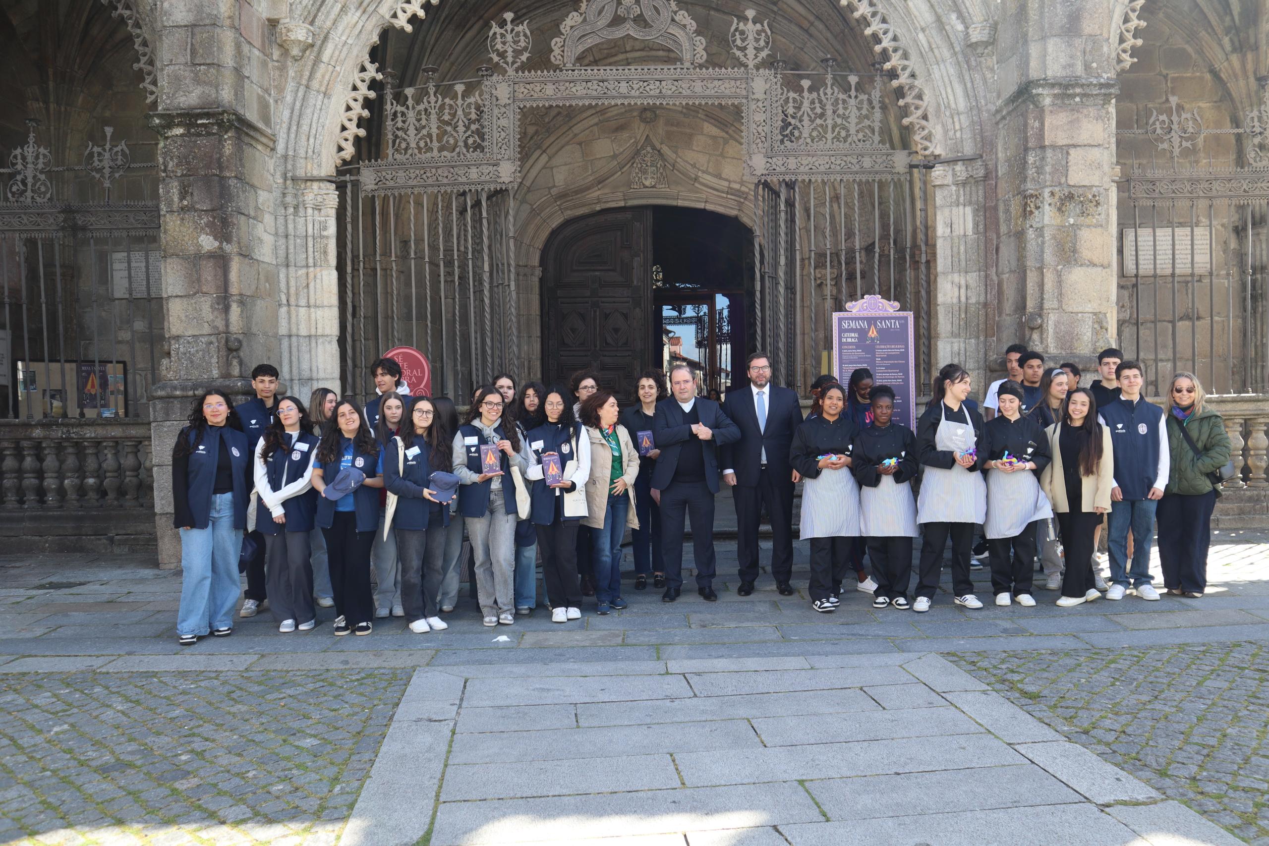 Alunos da Profitecla vão orientar turistas e apoiar estudo ambiental na Semana Santa de Braga