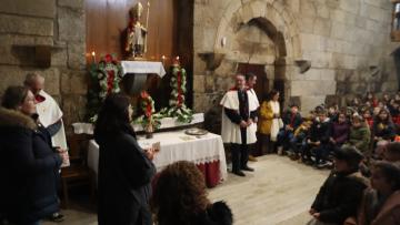 Crianças da Catequese de Gualtar visitam São Brás na igreja matriz