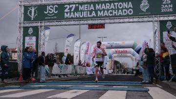 André Pereira e Solange Jesus venceram 27.ª Meia Maratona Manuela Machado