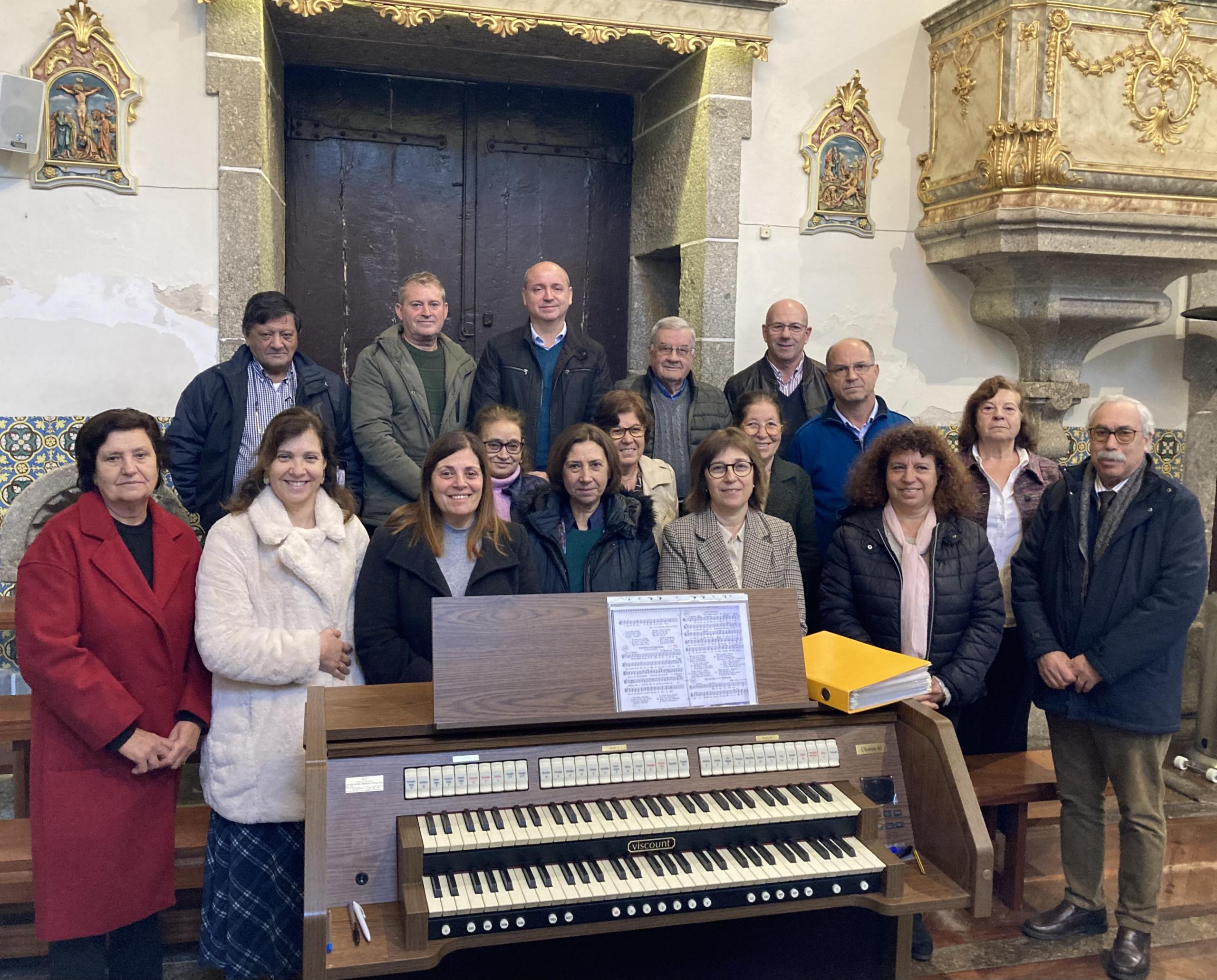 Grupo Coral da Lage festeja 42.º aniversário com convite à entrada de novos elementos
