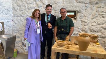 Presidente da Câmara de Vila Verde destaca importância da olaria da vila de Prado no país