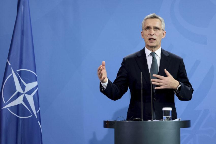 Stoltenberg alerta que EUA precisam da NATO e dos países europeus