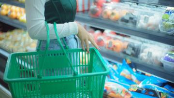 Cabaz alimentar desce 0,94 euros na última semana para 252,62 euros