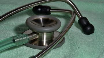 Ministro e sindicatos médicos voltam a reunir-se para discutir tabelas salariais