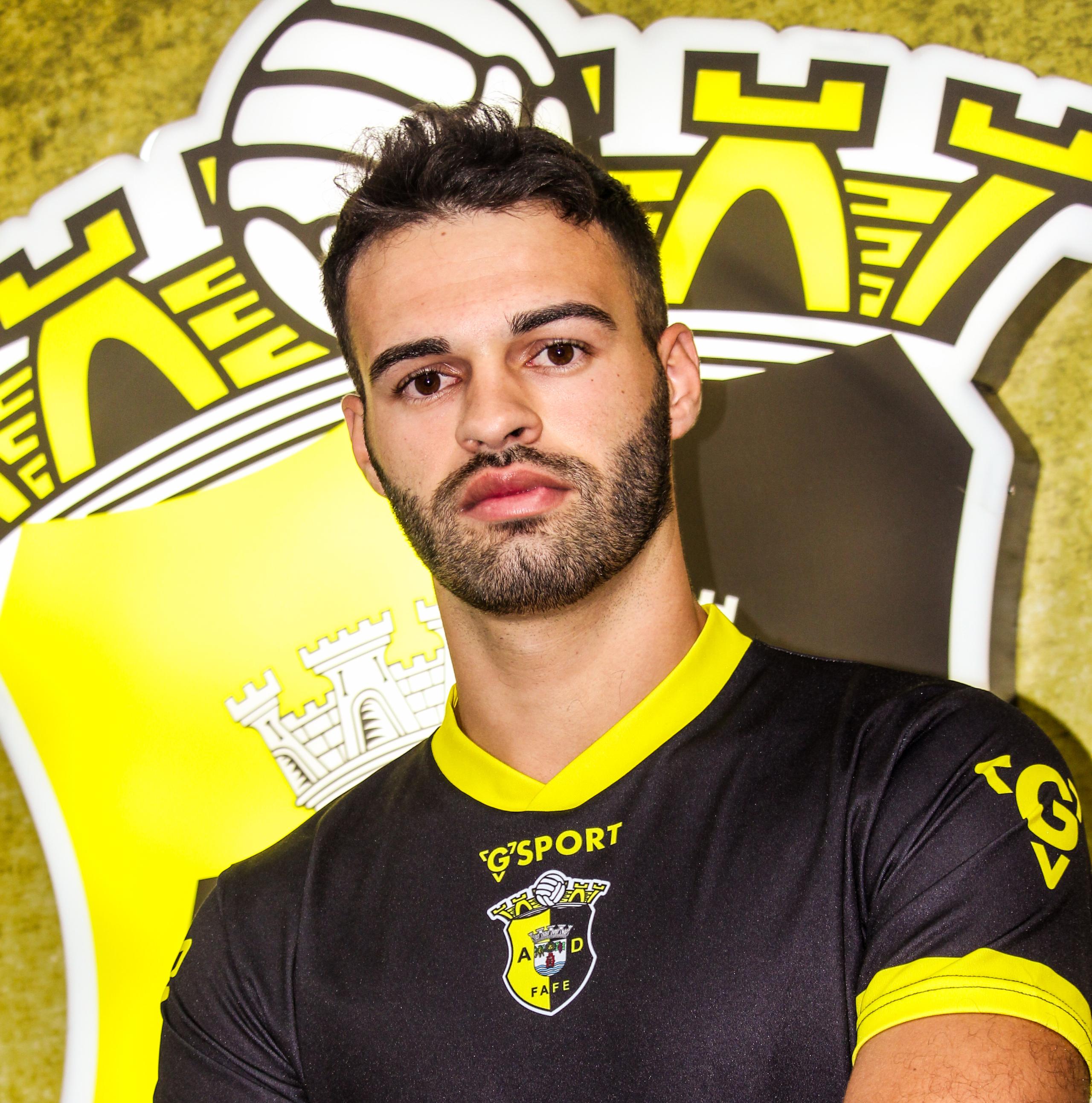 João Gonçalo reforça a baliza da AD Fafe