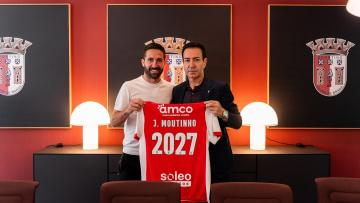 João Moutinho renova pelo SC Braga por mais uma temporada