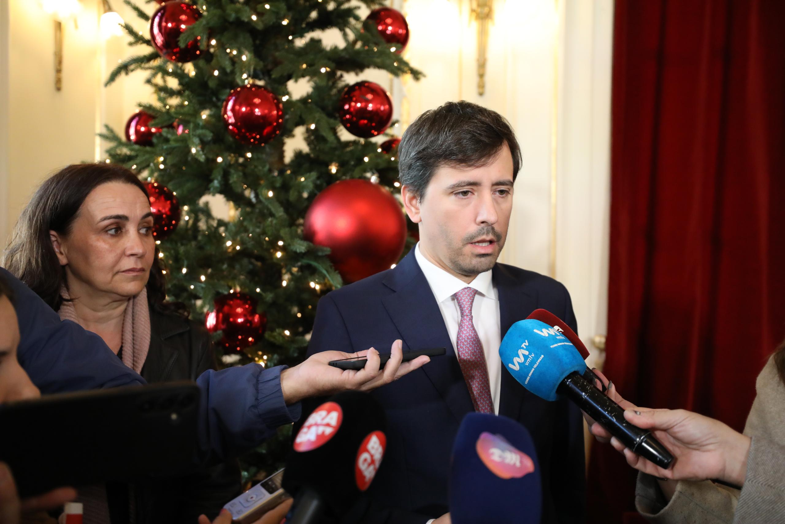 Presidente da Câmara de Braga pede à oposição que o deixe trabalhar