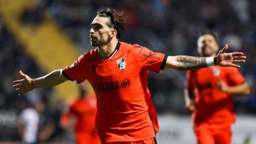 Vitória SC vence Farense e sobe provisoriamente ao quinto lugar