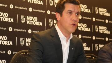 Júlio Vieira de Castro define lista de órgãos sociais