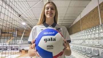 Lara Jorge reforça voleibol do Vitória SC