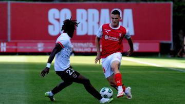 Dois “foguetes” para animar a festa