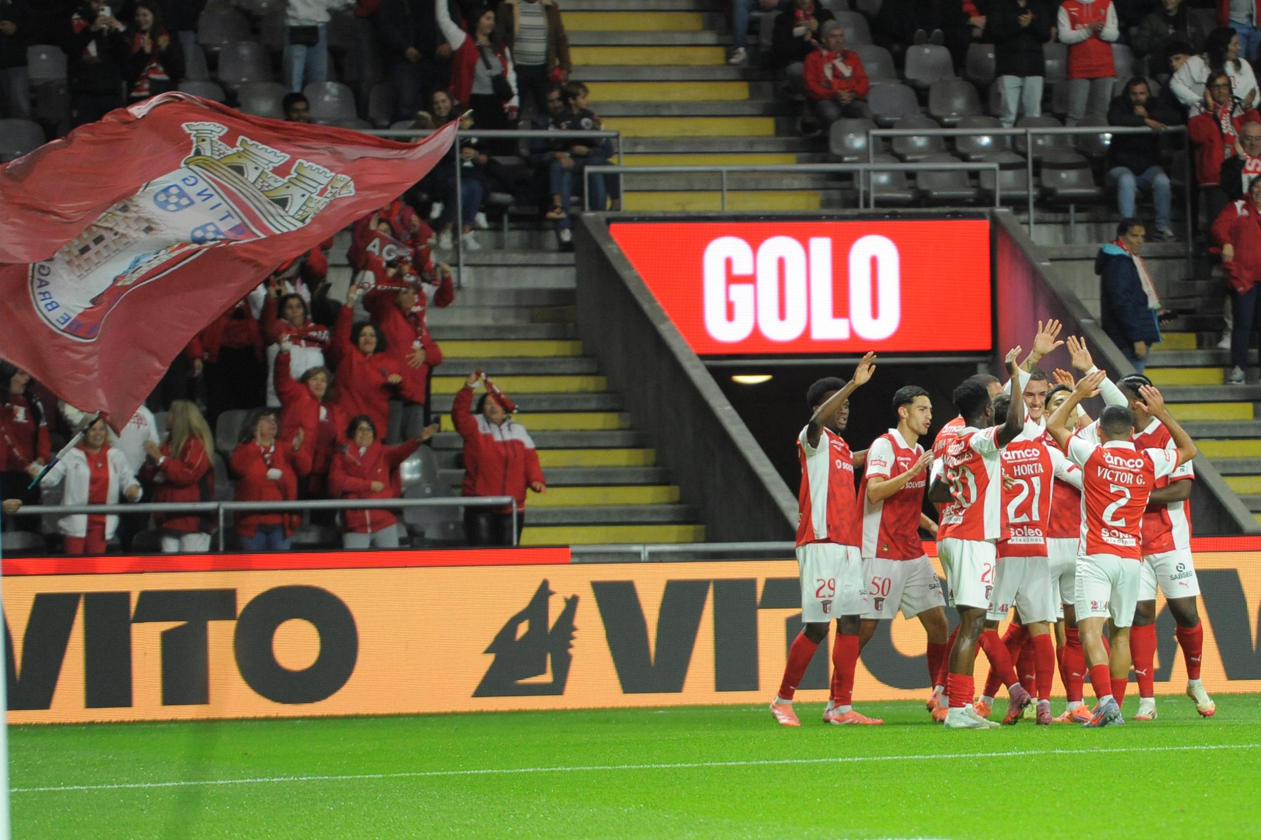 SC Braga regressou aos triunfos na Liga com goleada sobre o Casa Pia