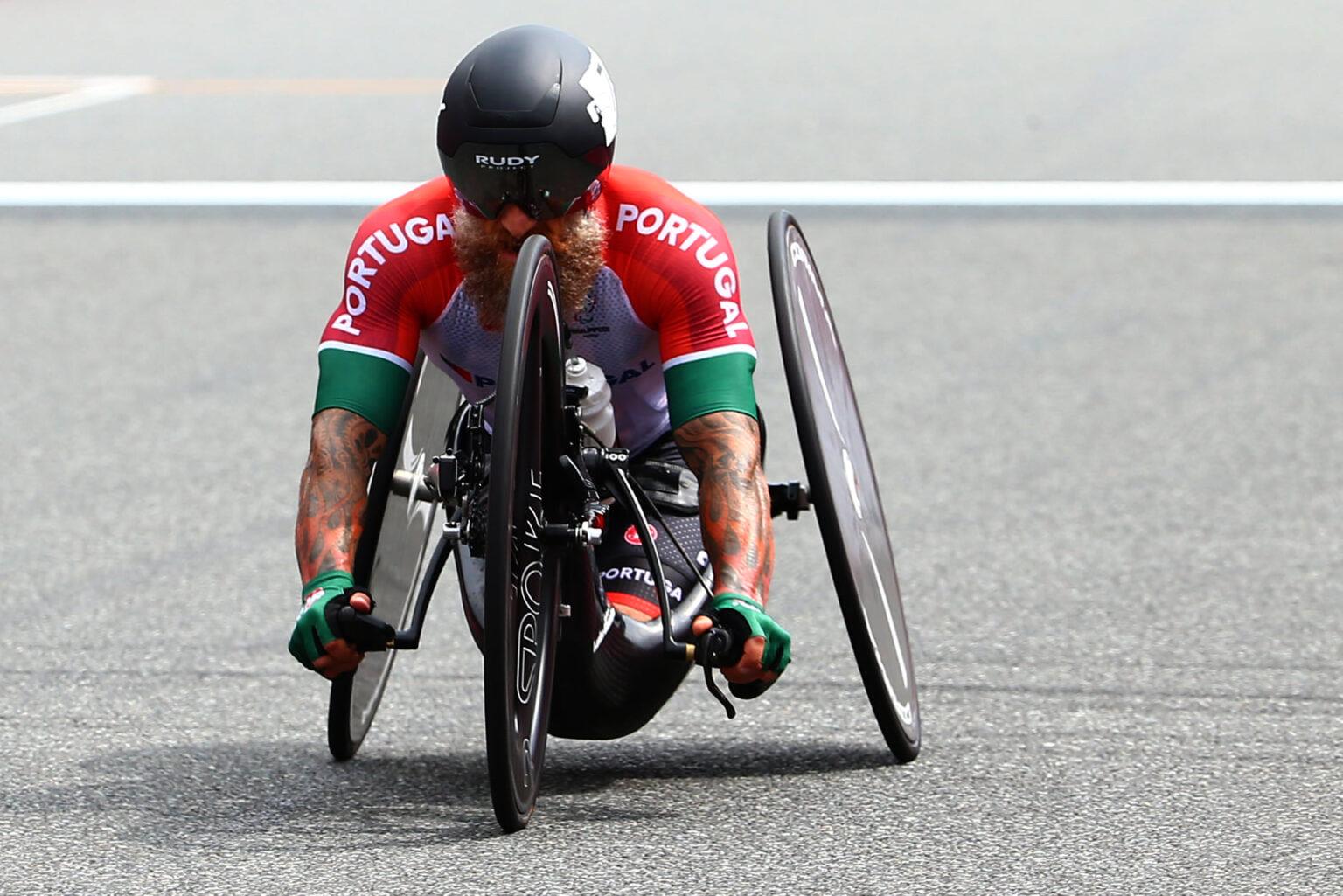 Ciclista Luís Costa conquista bronze no contrarrelógio da classe H5