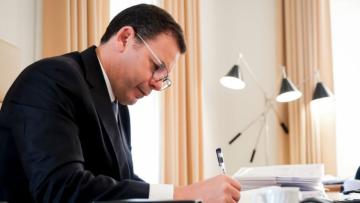 Empresa da família Montenegro divulga clientes, atividades e trabalhadores