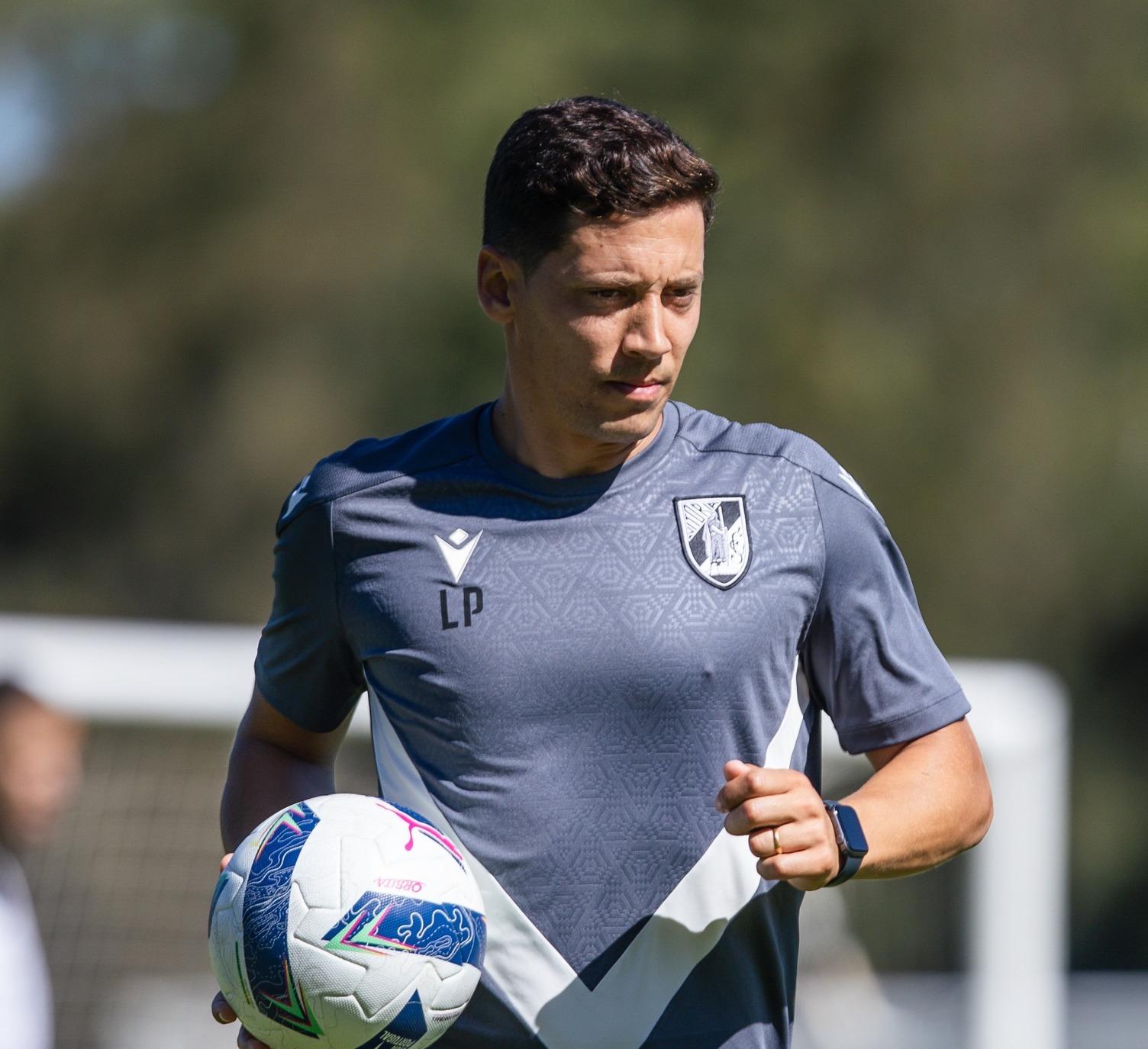 Luís Pinto quer Vitória “mais competente e competitivo” do que no jogo anterior