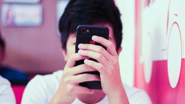 Proibição do uso de smartphones alargado até ao 9.º ano