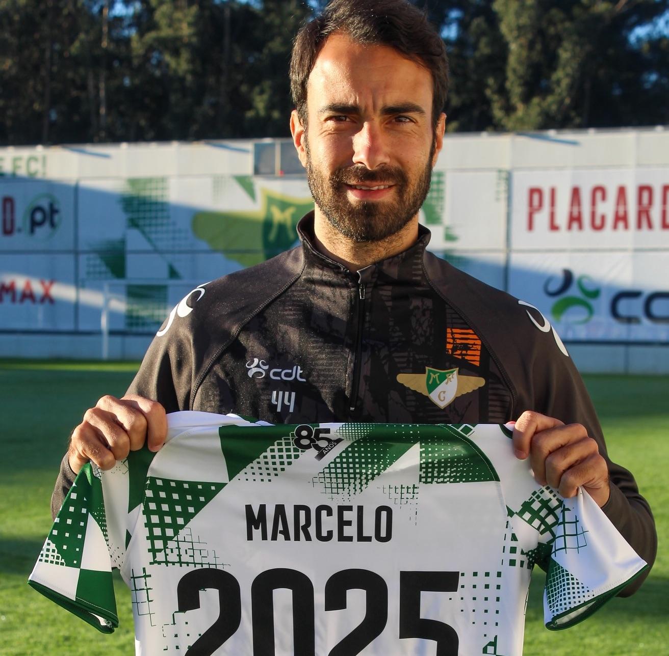 Marcelo renova contrato com o Moreirense até 2025