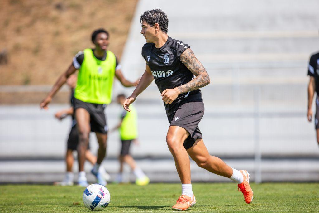 Vitória SC empresta Marco Cruz ao Marítimo