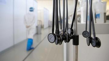 Ronda negocial entre sindicatos médicos e Ministério da Saúde adiada para sábado
