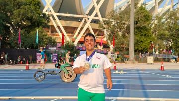 Miguel Monteiro é vice-campeão mundial de lançamento do peso