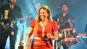 Cláudia Martins coloca tradições e desgarradas em livro de histórias