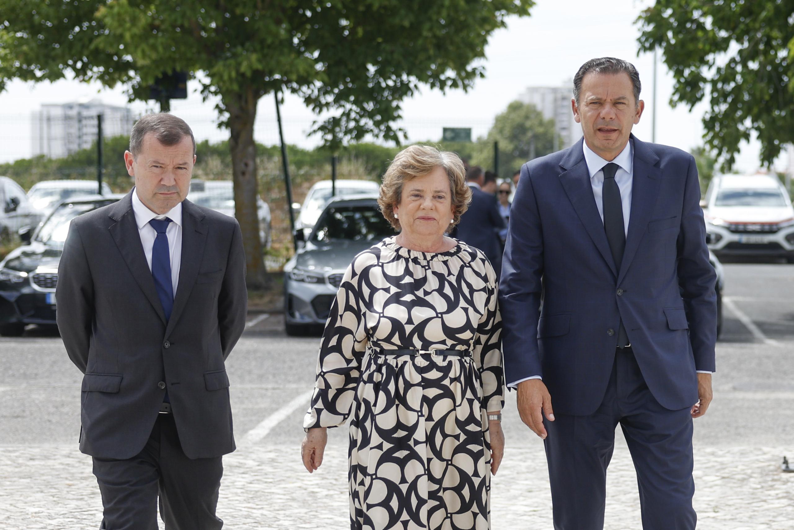 Incêndios: Montenegro diz ter “total confiança” no dispositivo de combate