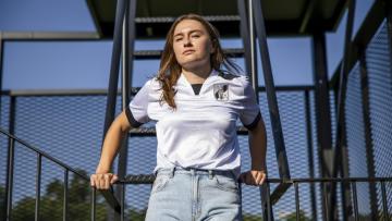 Nika Babnik renovou pelo Vitória SC