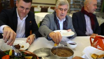 Amares espera escoar seis toneladas de papas de sarrabulho no festival