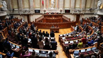 Comissão Permanente reúne-se hoje com oposição a querer debater TAP e SNS