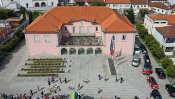 Ponte da Barca investe mais de 300 mil euros em transporte escolar