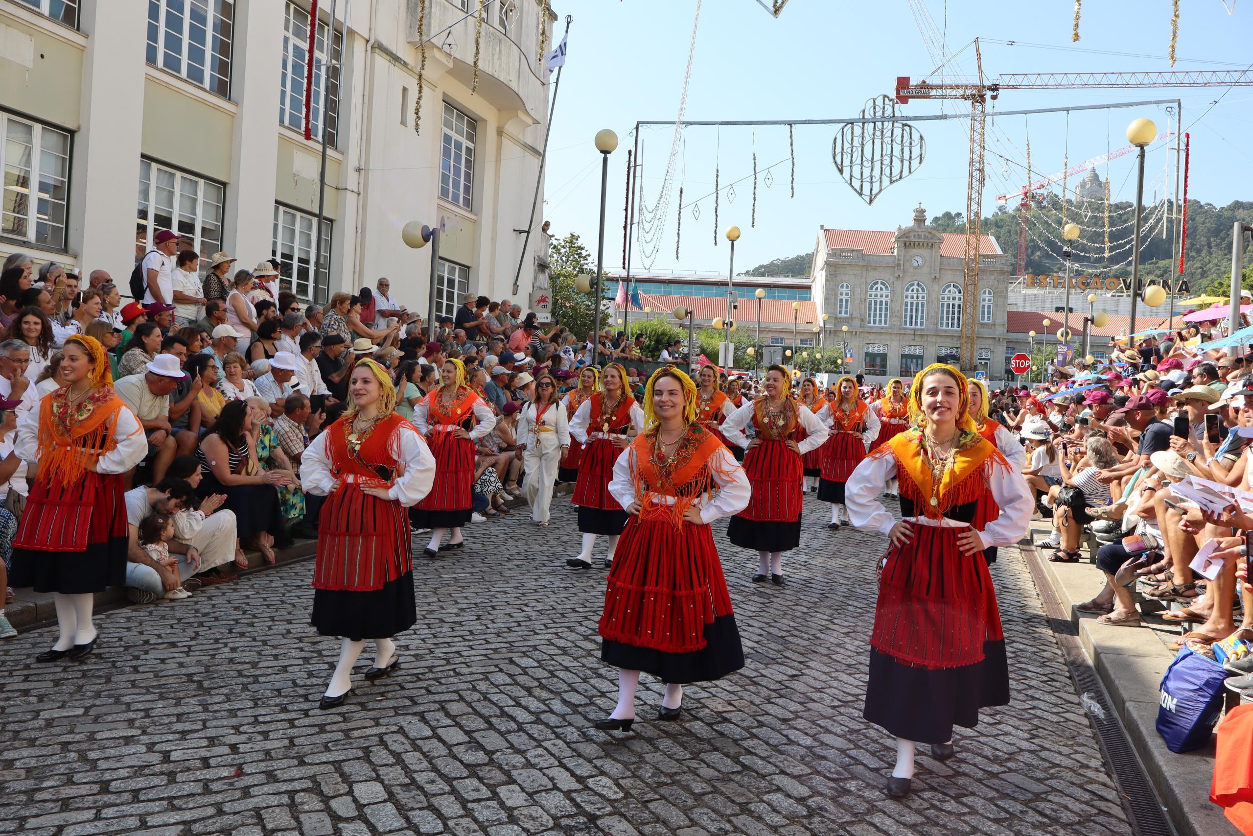 Desfile da Mordomia mostrou ao mundo a beleza e tradição de Viana do Castelo