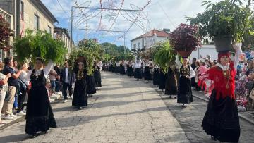 Elevação de Cortejo dos Vasos a património cultural imaterial anima festas de Santa Justa em Barcelos