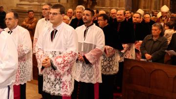 Quatro novos cónegos de Braga afirmam vontade de responder aos novos desafios das pessoas que buscam conforto da Catedral