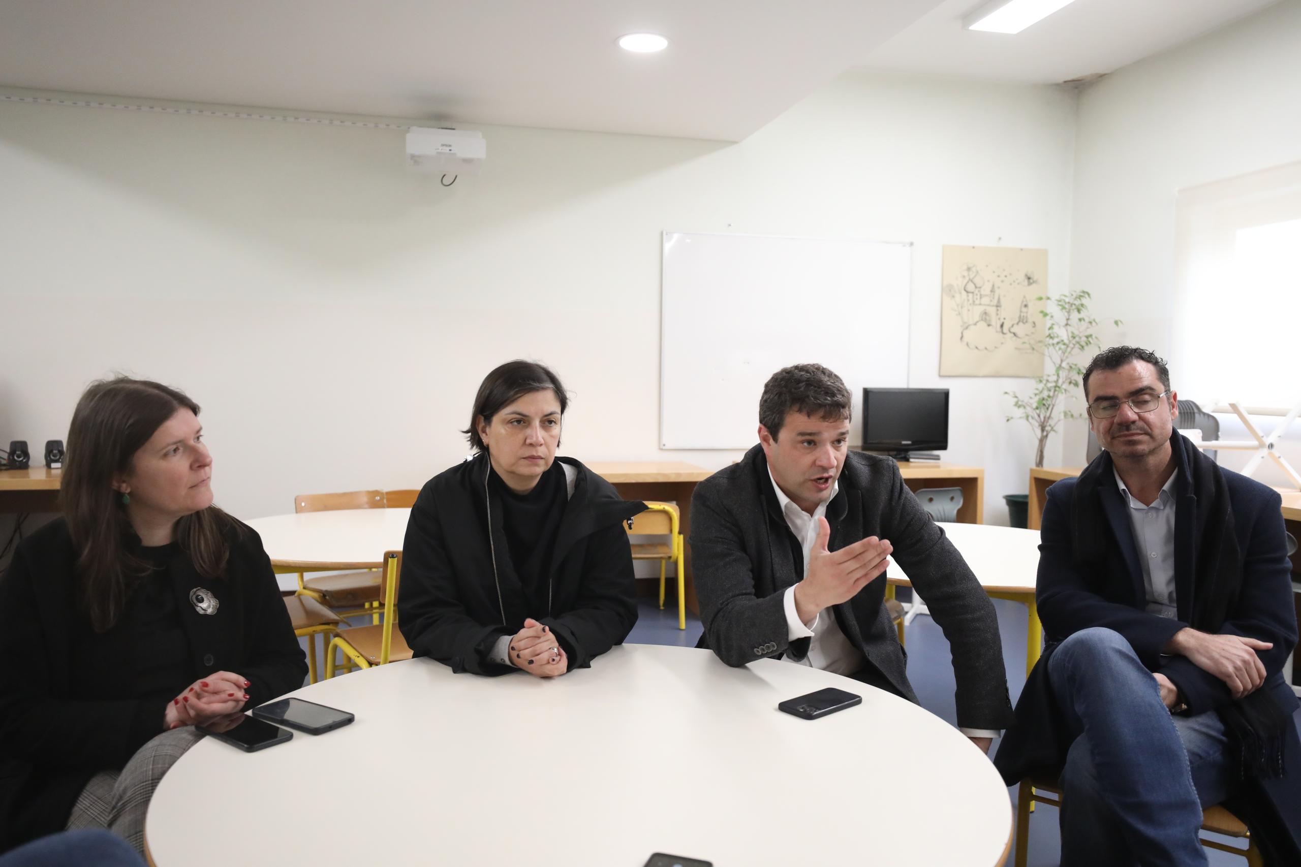 PS considera intervenção na Escola da Sé «avulsa e descoordenada»