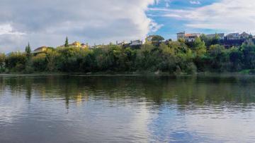 Monção alerta para subida «rápida e perigosa» do nível da água do rio Minho
