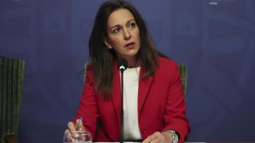 Ministra defende que combate à violência deve ser feito na disciplina de Cidadania