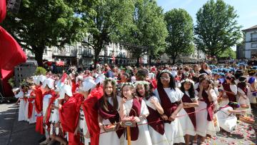 Crianças de mais de 40 escolas abriram a Braga Romana 2025
