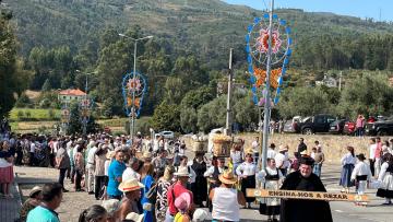 Paróquia de Cabaços honra S. Miguel com festa que junta fé, tradições rurais e convívio