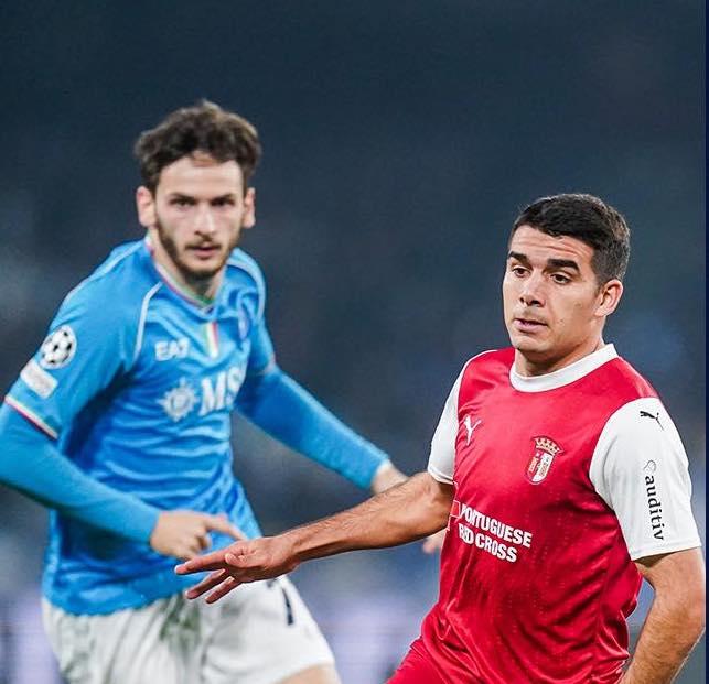SC Braga perdeu em Nápoles mas continua na Europa