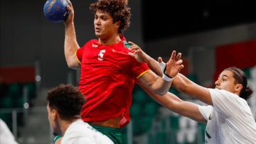 Portugal estreia-se com vitória frente à Argélia