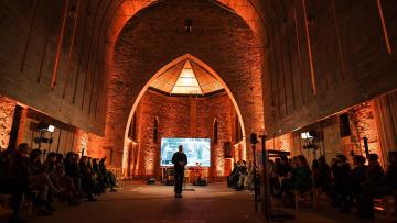 Festival Utopia convida a resolver enigma “quem é o assassino?”