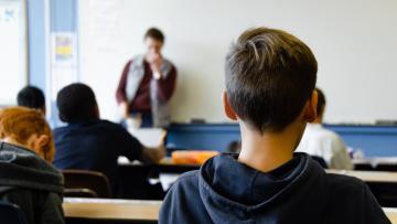 Escolas públicas perderam quase 10 mil docentes numa década