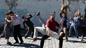 Vaudeville Rendez-Vous “ensina” a arte do circo contemporâneo