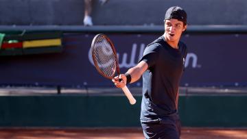 Tiago Pereira brilha e alcança quartos de final inéditos no Braga Open