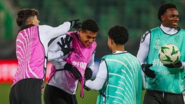 Vitória SC tenta reforçar candidatura direta aos oitavos de final