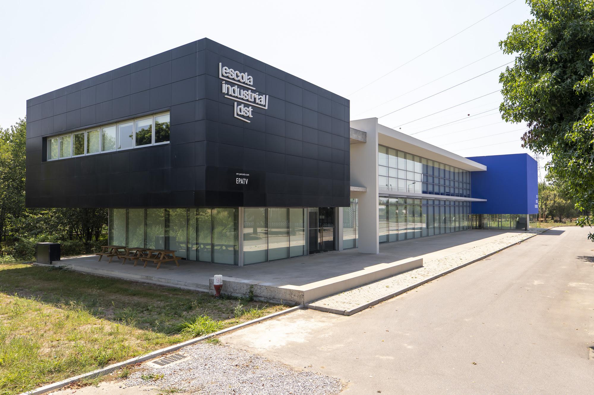 dstgroup inaugura em Vila Verde primeiro Campus do Pensamento Industrial e Digital do país