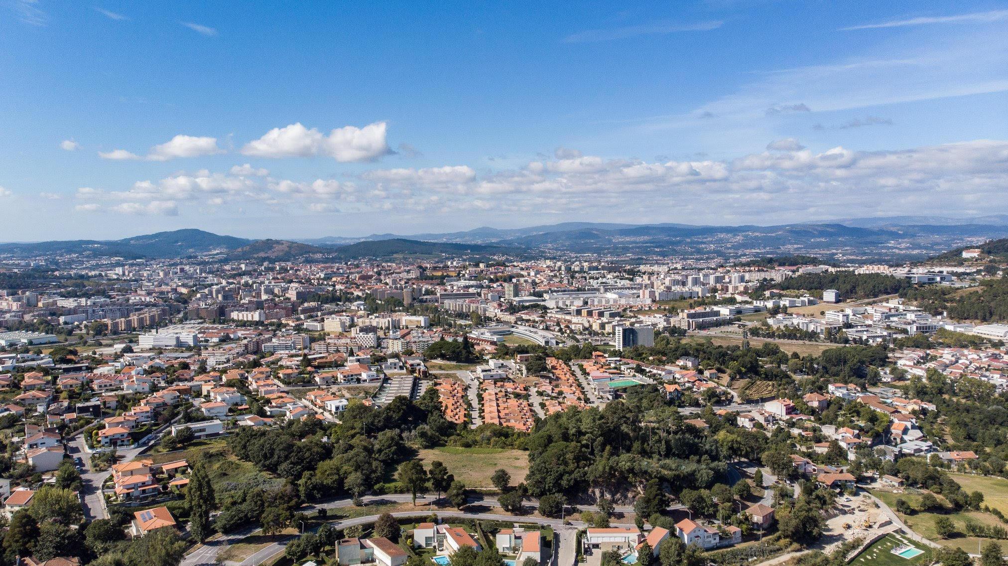 Abertas candidaturas para duas habitações com renda acessível