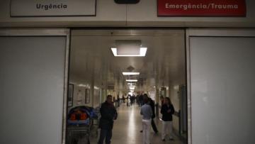 Urgências e privados vão poder passar baixas