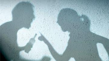 APAV alerta que dois em cada três homens vítimas de violência não pedem ajuda